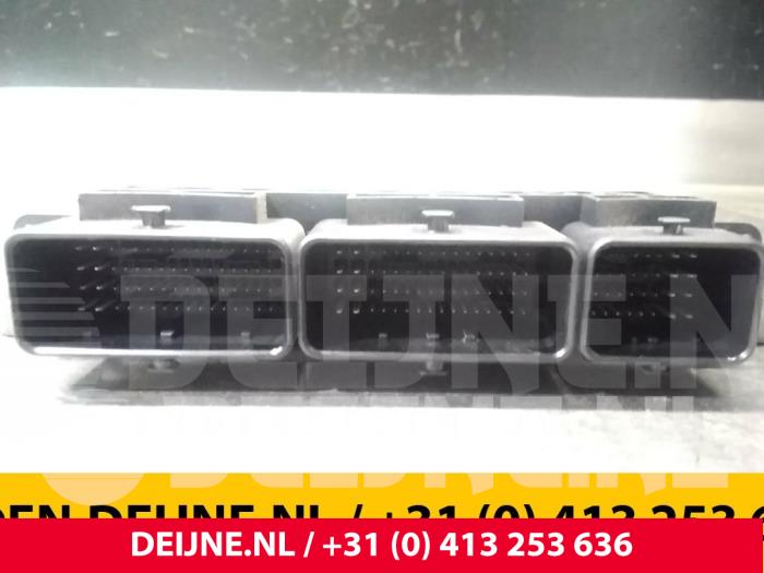 Renault Trafic Computer Motormanagement O58551