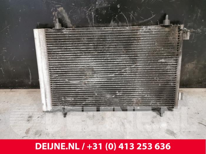 Airco Condensor van een Citroen Jumpy 2008