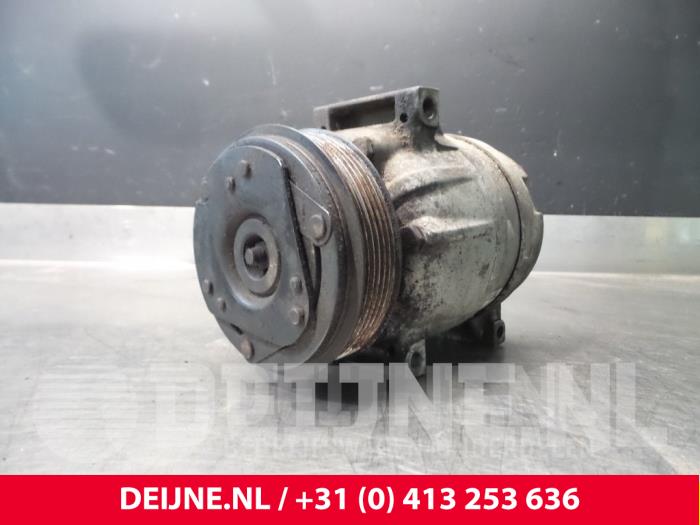 Gebruikte Aircopomp Opel Vivaro 2.5 DTI 16V Prijs € 60,50 Inclusief btw aangeboden door van Deijne Onderdelen Uden B.V.