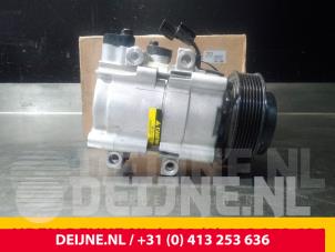 Hyundai H300 Aircopomp O58956 foto 3