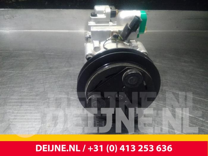 Hyundai H200 Aircopomp O58964