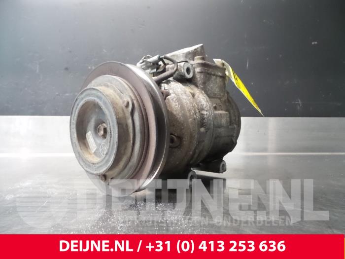 Gebruikte Aircopomp Toyota Hiace Prijs € 121,00 Inclusief btw aangeboden door van Deijne Onderdelen Uden B.V.
