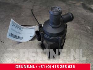 Audi A4 Zusätzliche Wasserpumpe O59112 foto 2