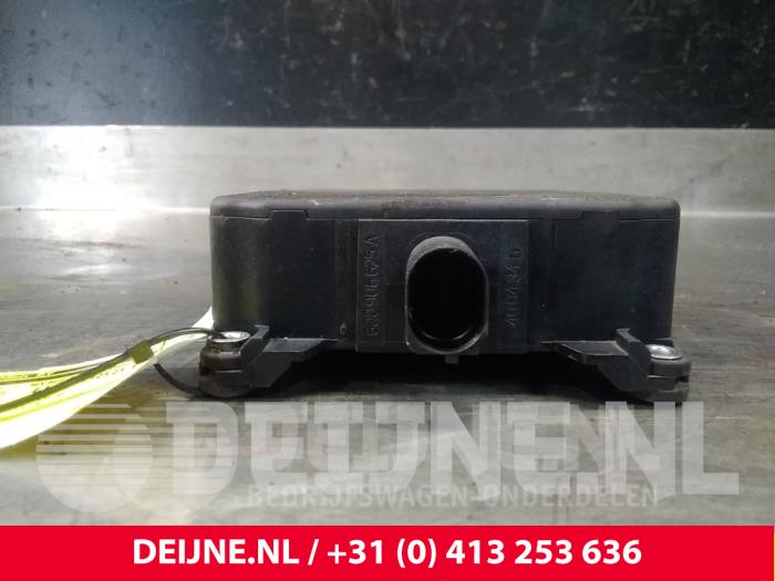 Vacuum Relais - Volkswagen Polo