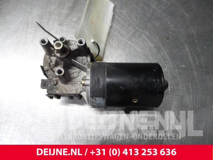 Volkswagen Caddy Scheibenwischermotor vorne O59407