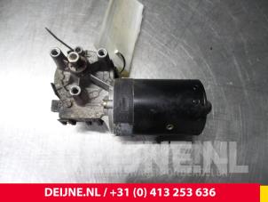Volkswagen Caddy Scheibenwischermotor vorne O59407 foto 4