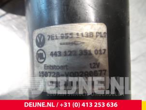Volkswagen Transporter Scheibenwischermotor vorne O59456 foto 4