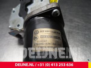 Volkswagen Transporter Front wiper motor O59457 photo 3