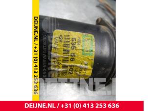 Nissan Interstar Scheibenwischermotor vorne O59499 foto 3