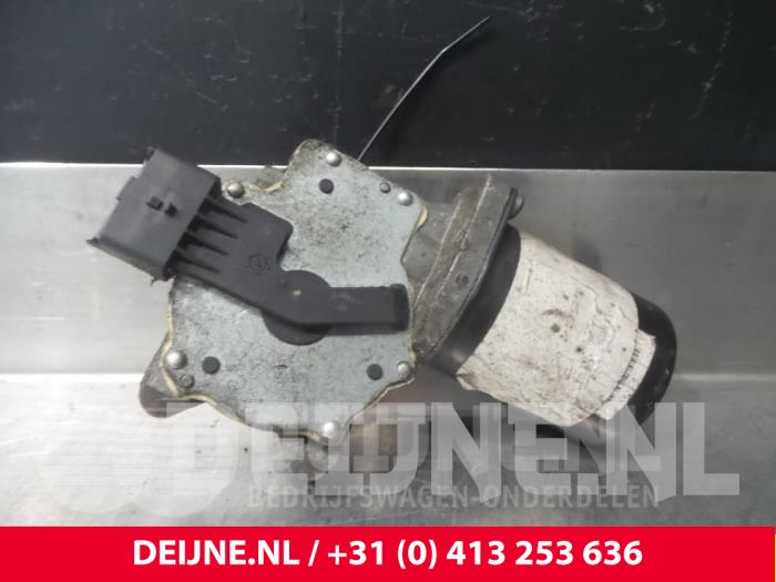 Citroen Jumpy Scheibenwischermotor vorne O59546