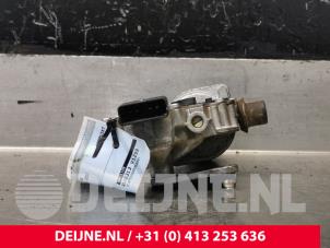 Renault Laguna Front wiper motor O59584 photo 4