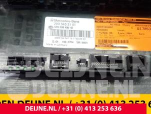 Mercedes C-Klasse Sicherungskasten O60206 foto 3