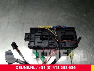 Mercedes Vito Zekeringkast O60228 foto 2