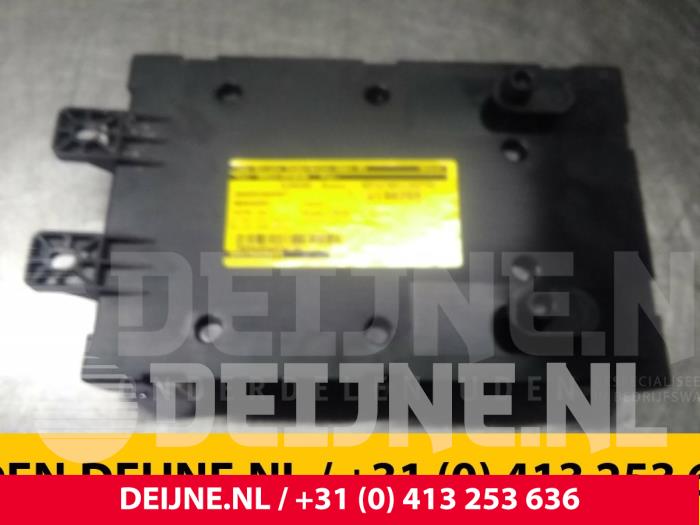 Mercedes Vito Zekeringkast O60236