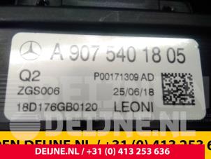 Mercedes Sprinter Zekeringkast O60252 foto 3