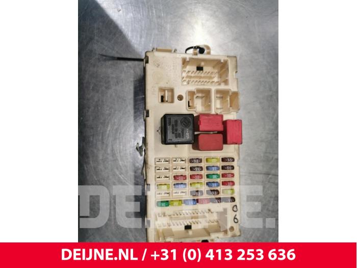 Peugeot Boxer Fuse box O60282