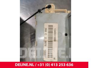 Peugeot Boxer Sicherungskasten O60282 foto 4