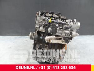 Opel Movano Engine O60608 photo 3