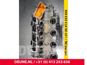 Gebruikte Cilinderkop Peugeot Partner Tepee (7A/B/C/D/E/F/G/J/P/S) 1.6 HDI 75 Prijs € 151,25 Inclusief btw aangeboden door van Deijne Onderdelen Uden B.V.