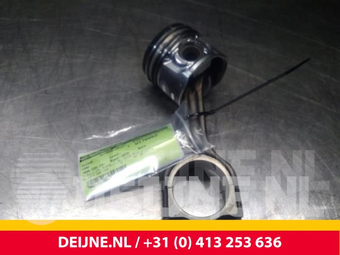 Gebruikte Zuiger Ford Transit Courier 1.6 TDCi Prijs € 24,20 Inclusief btw aangeboden door van Deijne Onderdelen Uden B.V.