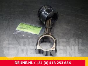 Ford Transit Courier Piston O61572 photo 2