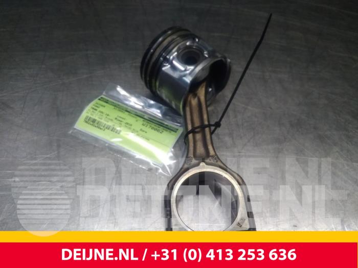 Gebruikte Zuiger Ford Transit Courier 1.6 TDCi Prijs € 24,20 Inclusief btw aangeboden door van Deijne Onderdelen Uden B.V.