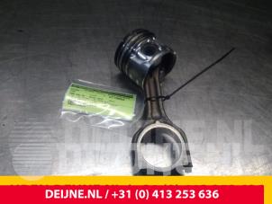 Gebruikte Zuiger Ford Transit Courier 1.6 TDCi Prijs € 24,20 Inclusief btw aangeboden door van Deijne Onderdelen Uden B.V.