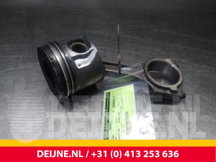 Gebruikte Zuiger Ford Transit Prijs € 36,30 Inclusief btw aangeboden door van Deijne Onderdelen Uden B.V.