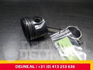 Gebruikte Zuiger Ford Transit Prijs € 36,30 Inclusief btw aangeboden door van Deijne Onderdelen Uden B.V.