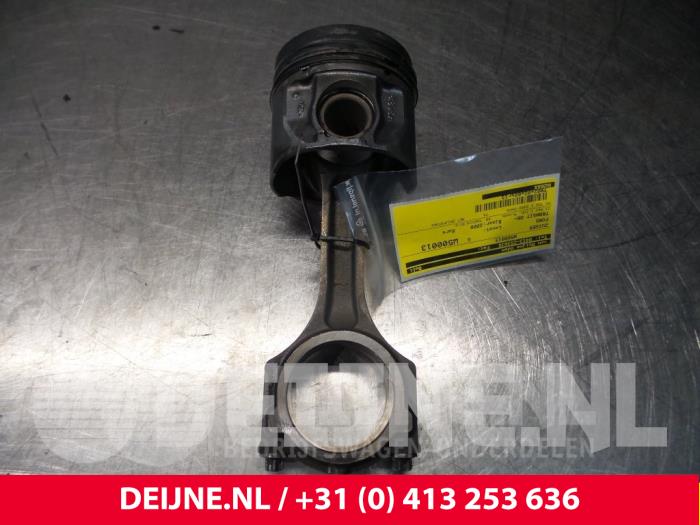Gebruikte Zuiger Ford Transit Prijs € 36,30 Inclusief btw aangeboden door van Deijne Onderdelen Uden B.V.