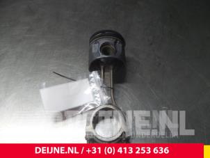 Gebruikte Zuiger Ford Transit Prijs € 60,50 Inclusief btw aangeboden door van Deijne Onderdelen Uden B.V.