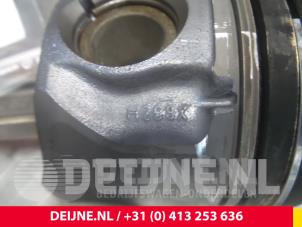 Ford Transit Zuiger O61605 foto 4