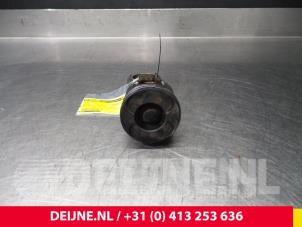 Mercedes Sprinter Kolben O61632 foto 2