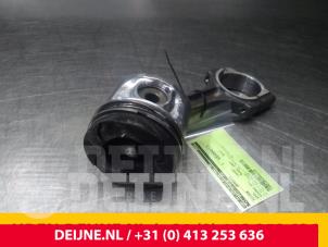 Opel Vivaro Zuiger O61639 foto 2