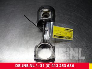 Gebruikte Zuiger Opel Vivaro Prijs € 60,50 Inclusief btw aangeboden door van Deijne Onderdelen Uden B.V.