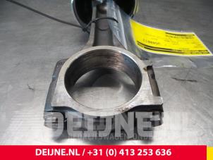 Opel Vivaro Kolben O61656 foto 2