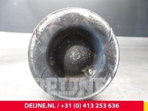 Opel Vivaro Piston O61657 photo 3