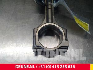 Opel Movano Piston O61661 photo 3