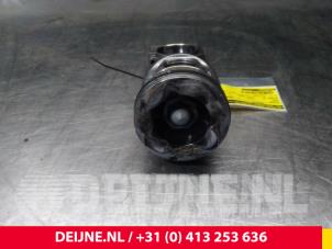 Opel Movano Piston O61673 photo 3