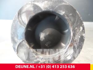 Opel Movano Zuiger O61680 foto 3