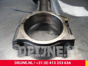 Opel Movano Piston O61681 photo 2