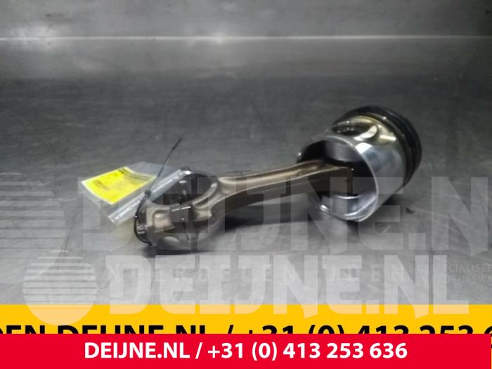 Gebruikte Zuiger Volkswagen LT II 2.8 TDI Prijs € 96,80 Inclusief btw aangeboden door van Deijne Onderdelen Uden B.V.