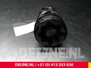 Volkswagen Transporter Kolben O61696 foto 3