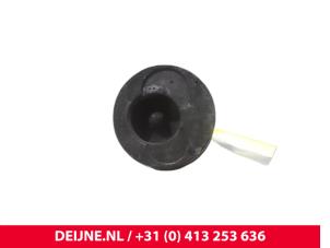 Volkswagen Transporter Piston O61703 photo 3
