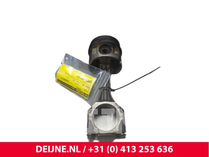 Gebruikte Zuiger Volkswagen Transporter Prijs € 96,80 Inclusief btw aangeboden door van Deijne Onderdelen Uden B.V.