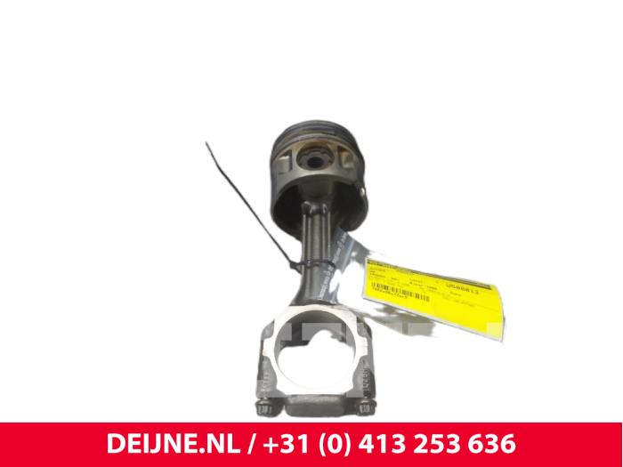 Gebruikte Zuiger Volkswagen Transporter Prijs € 96,80 Inclusief btw aangeboden door van Deijne Onderdelen Uden B.V.