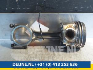 Volkswagen Transporter Kolben O61706 foto 4