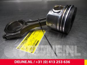 Volkswagen Transporter Zuiger O61714 foto 3