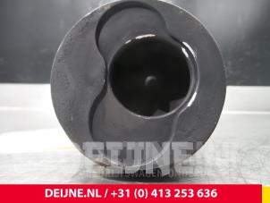 Volkswagen Transporter Piston O61715 photo 3