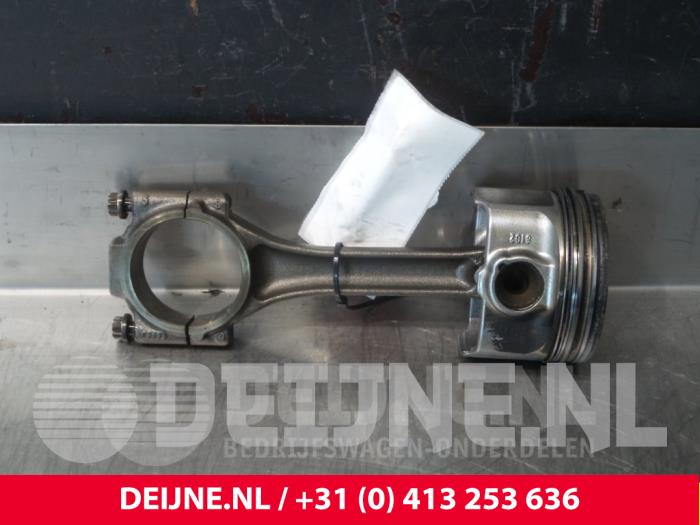 Gebruikte Zuiger Volkswagen Caddy Prijs € 60,50 Inclusief btw aangeboden door van Deijne Onderdelen Uden B.V.
